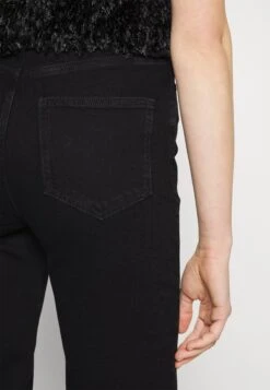 Straight Leg Jeans -Black Denim -Anna Field Verkoop 2024 07252ef8cf95467ebfa4b5e6a967e501
