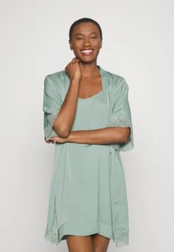 Anna Field Nachtjapon - Green -Anna Field Verkoop 2024 0a312921469c42e78d64229fc51706fc