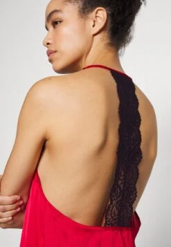 Anna Field 4 Piece Gift Set - Pyjama - Black/Red -Anna Field Verkoop 2024 10245431343b4a308e71236086d68fb8