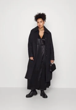 Voorkant -Anna Field Verkoop 2024 1081c92ba29e4d6bbb88a0f024e58c34