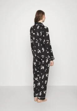 Anna Field Set - Pyjama - Black/Offwhite 8 Anna Field Set - Pyjama - Black/Offwhite -Anna Field Verkoop 2024 2100c15e3f744e0c9b0ed144b4c79831