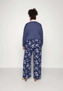 Wide Leg Pant - Broek - Dark Blue/Off-White 7 Wide Leg Pant - Broek - Dark Blue/Off-White -Anna Field Verkoop 2024 2e68d179738647d4bf9a6c877c3fe436