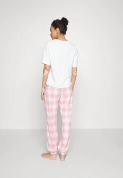 Anna Field Pyjama - Pink 8 Anna Field Pyjama - Pink -Anna Field Verkoop 2024 3261d25e245c4b5caf2d91022beb0549