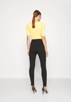 Anna Field Punto Leggings With Button Detail - Legging - Black 7 Anna Field Punto Leggings With Button Detail - Legging - Black -Anna Field Verkoop 2024 33f906a6b264471e94805b4626428f72