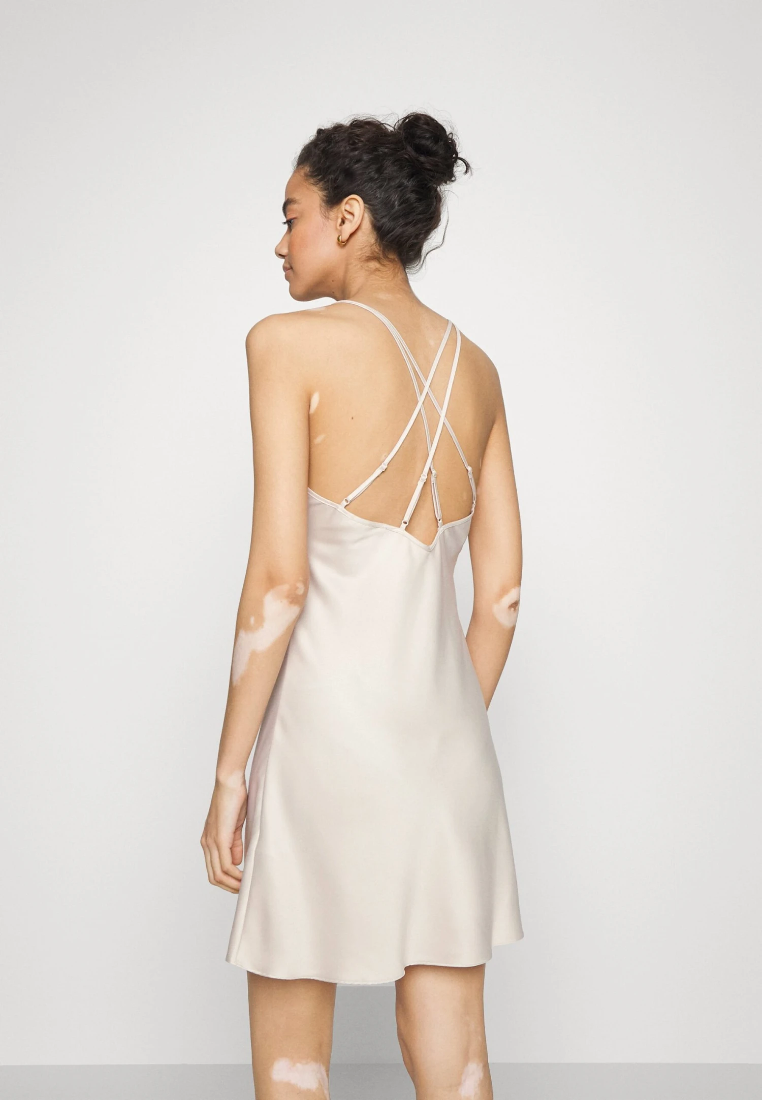 Anna Field Bridal Nightie / 003 - Off-White - Nachtjapon - 003 - Off-White 3 Anna Field Bridal Nightie / 003 - Off-White - Nachtjapon - 003 - Off-White - Afbeelding 3
