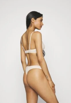 Anna Field 2 Pack - Beugel Bh - Black/Nude 9 Anna Field 2 Pack - Beugel Bh - Black/Nude -Anna Field Verkoop 2024 677d557b318942e6929847de5e83d6bb