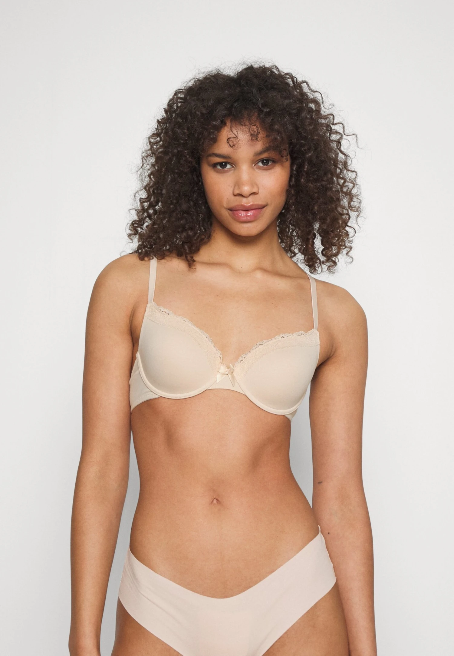 Anna Field 2 Pack Shakira / 916 - Nude_802 - Black - Beugel Bh - 916 - Nude_802 - Black 2 Anna Field 2 Pack Shakira / 916 - Nude_802 - Black - Beugel Bh - 916 - Nude_802 - Black - Afbeelding 2