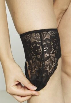 Anna Field 7 Pack Lace Brief - New Variation Of Greer - Micro Panel- Slip - Black -Anna Field Verkoop 2024 853df80a4e0e4cdf8318bd5a6aca3ea8