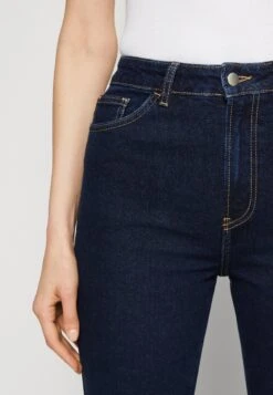 Anna Field Flared Jeans - Dark Blue 11 Anna Field Flared Jeans - Dark Blue -Anna Field Verkoop 2024 92966e06ec7342c289d306d1f37222f0