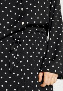 Anna Field Pyjama - Black/Off-White 12 Anna Field Pyjama - Black/Off-White -Anna Field Verkoop 2024 981d5fa029ec42d78a5e91a71b6356b0