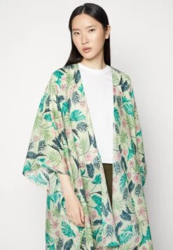 Anna Field Poncho - Green 9 Anna Field Poncho - Green -Anna Field Verkoop 2024 b0331e130e894a549ec1fe86bdedb068