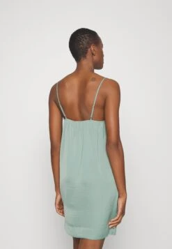 Anna Field Nachtjapon - Green -Anna Field Verkoop 2024 b33dfcbd03e1443c9f25c5bfe2eef2dc