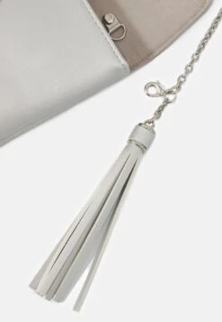 Anna Field Clutch - 971 - Silver-Coloured 7 Anna Field Clutch - 971 - Silver-Coloured -Anna Field Verkoop 2024 dd8a93f5fcb74deea1959ee238681a50