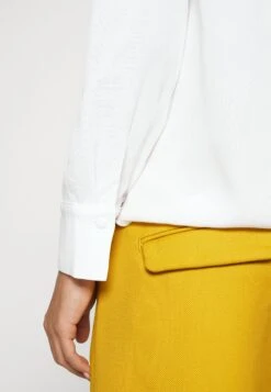 Blouse -Off-White -Anna Field Verkoop 2024 ec7ba74ccc1845a7aaf5bdf432705ec1