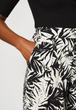 Anna Field Shorts - Black/Off-White -Anna Field Verkoop 2024 ed4ea5b74138457188b6f733ef8869e5